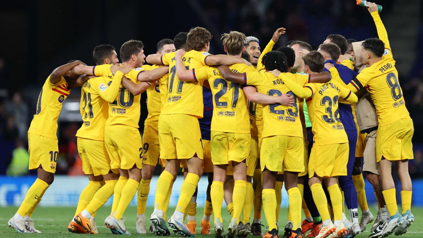 在阵容上异 在阵容上异